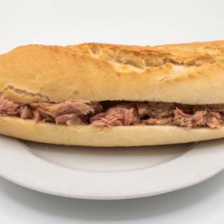 Bocadillo de atún