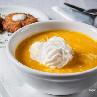 Krem dyniowy i placki z batatów