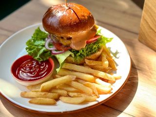 Чізбургер Tatrie