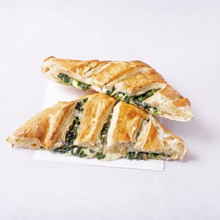 Warkocz  z serem i szpinakiem 350g