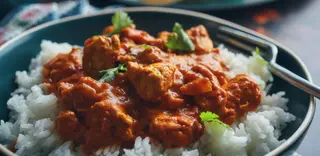 Pollo Tikka (Media)