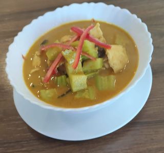  Yellow Curry 