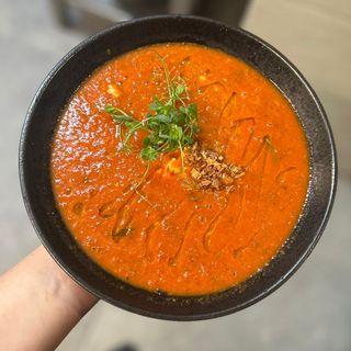 Supa crema de rosii cu menta si ricota