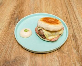 Prego no Bolo do Caco