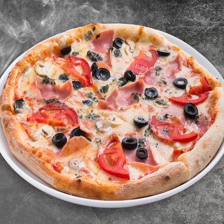 Пицца «Неаполитана»/ Pizza Neapolitana