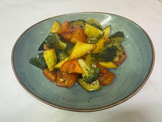 Салат витаминный (250г)