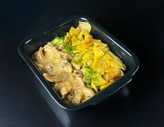 Смажена картопля зі свининою (330 г)