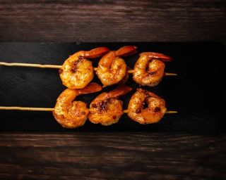 Brochetas De Gambas (2 Piezas)