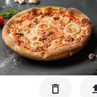 Pizza Frutti di Mare speciali family  Ø50cm