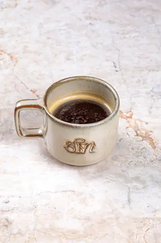 Longblack Almond