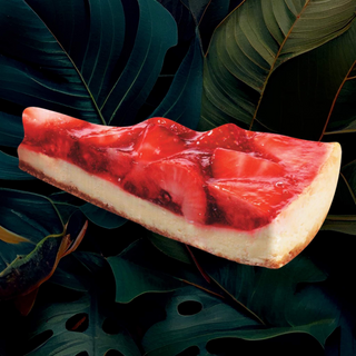 Чийзкейк с ягоди (150г)