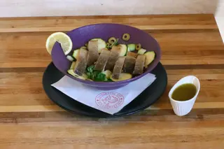 Salata sa ribom