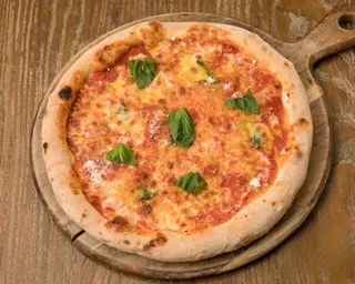PIZZA MARGHERITA