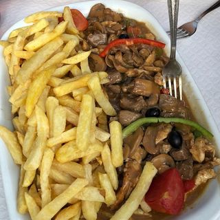 Picado Mediano de Carne + 1 Garrafa de vinho Monte Velho 750ml