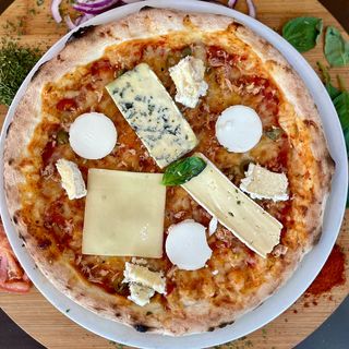 Pizza Quatre Fromages