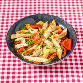 Mućkalica + Coca-Cola (330ml)   + kupus salata - AKCIJA