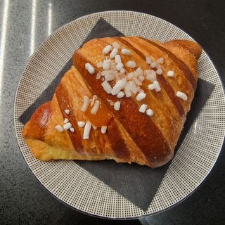 Croissant marmellata albicocca