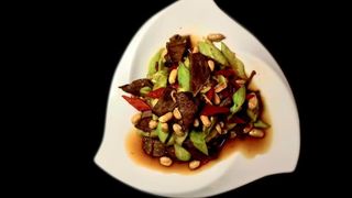 Салат "Говядина с огурцами по-китайски"