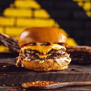 ორმაგი ბურგერი