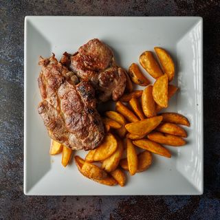 Dimljeni svinjski vrat