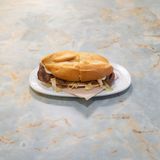 Bocadillo con Tomate, Alioli y Queso