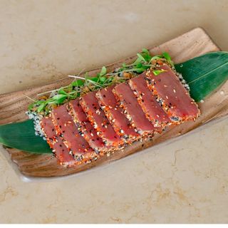 Sashimi de Atum Picante (8 Peças)