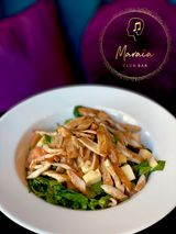 Салата спанак с пиле и ементал  (350г)