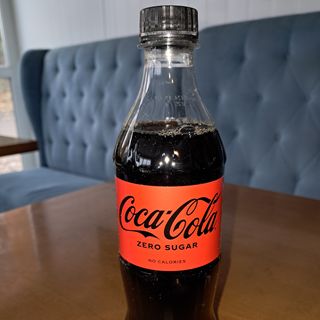 Кока-кола (500мл) без цукру