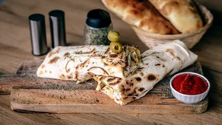 Tortilja sa dimljenom piletinom