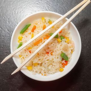 16.Arroz Frito Tres Delicias