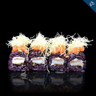 Uramaki black chicken roll