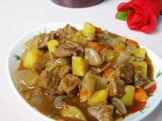 N05,  Manzo al curry 咖喱牛肉