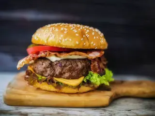 105. Doppio hamburger