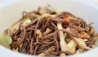 35 Soba con verdure