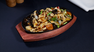 Plită încinsă de pui