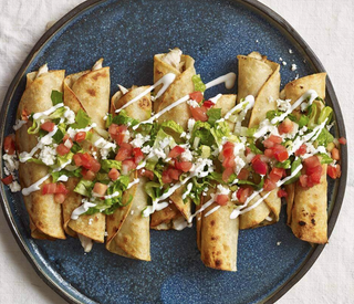 Flautas De Camote (3 Uds.)