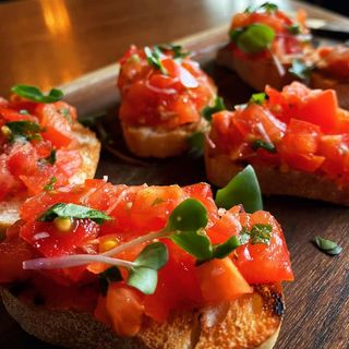 Classic bruschetta