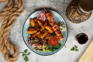 Zestaw z Kurczakiem Owiniętym Boczkiem  700-750 gr. Dostawa/Zamow