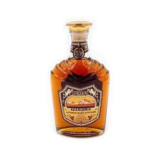 Կոնյակ Իջևան 5* տուփով 0,5լ պրեմիում, , հատ