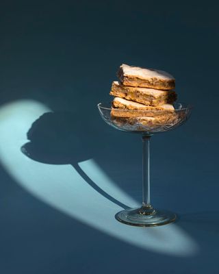 სამარხვო ნამცხვარი ვაშლით და ნიგვზით