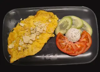 Omlet sa sirom