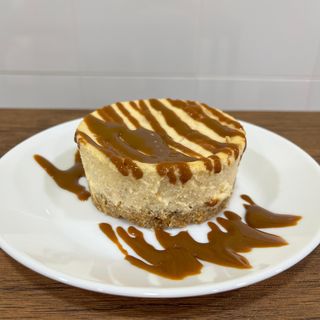 Mini Cheesecake De Dulce De Leche (10 Cm. X 10 Cm. Aprox.)