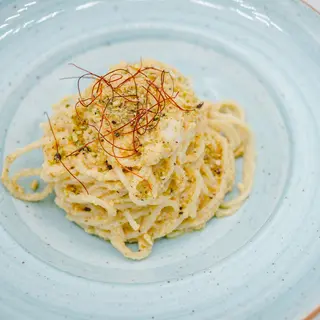 Linguine con pesto di agrumi