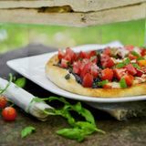 Фокача с маслинена паста и домати (270г)