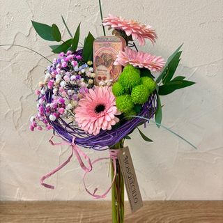 Bouquet gerberas, hojas de chocolate con leche y otras flores