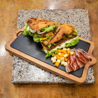 Punjena šiš pljeskavica