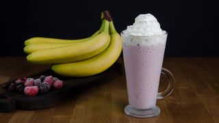 ბანანის და კენკრის მიქსი