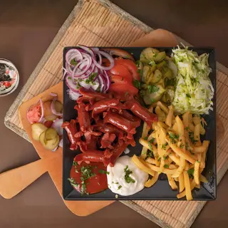 Meniu carnaciori afumati 600 Gr.