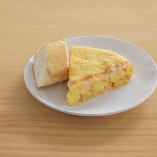 N ° 12 Tortilla de patatas Jamón y Queso
