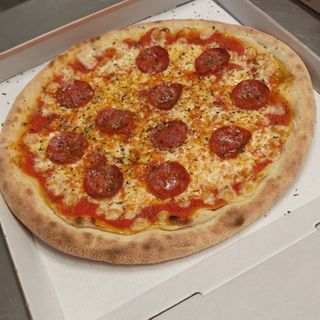 Pizza pepperoni